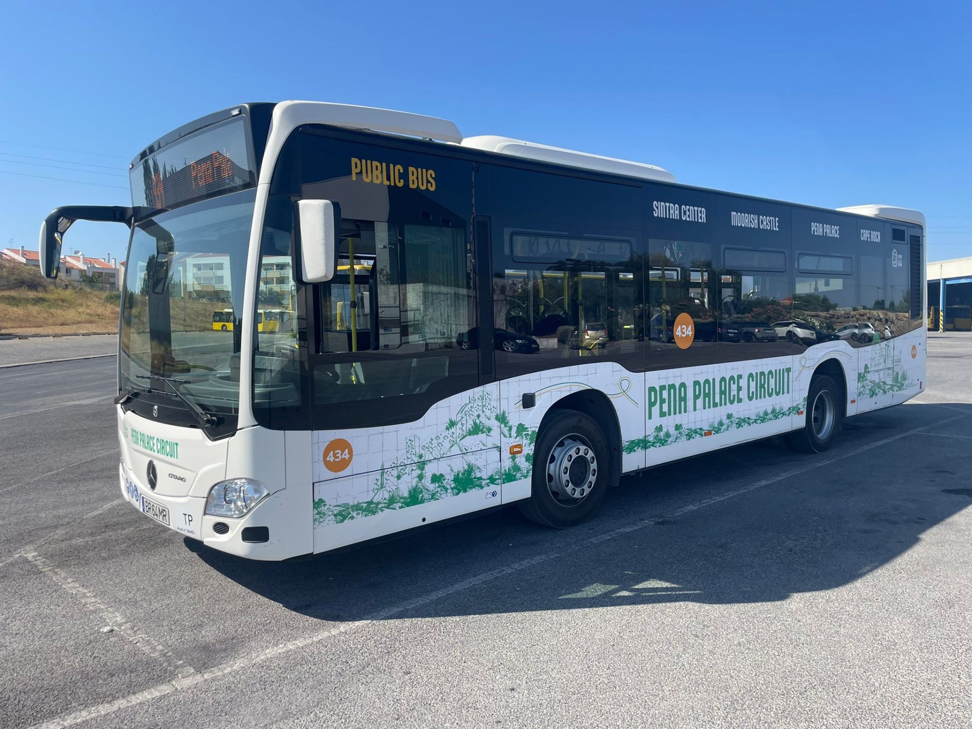 Autocarro acessível com rampa automática Casbuscais